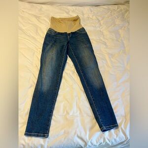 maternity jeans, size medium
